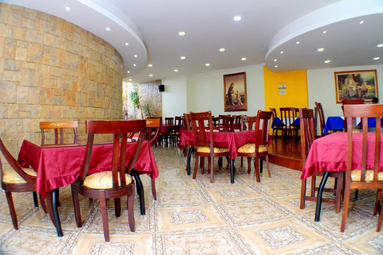 Hotel Santa Isabel 2 Іп'ялес Екстер'єр фото