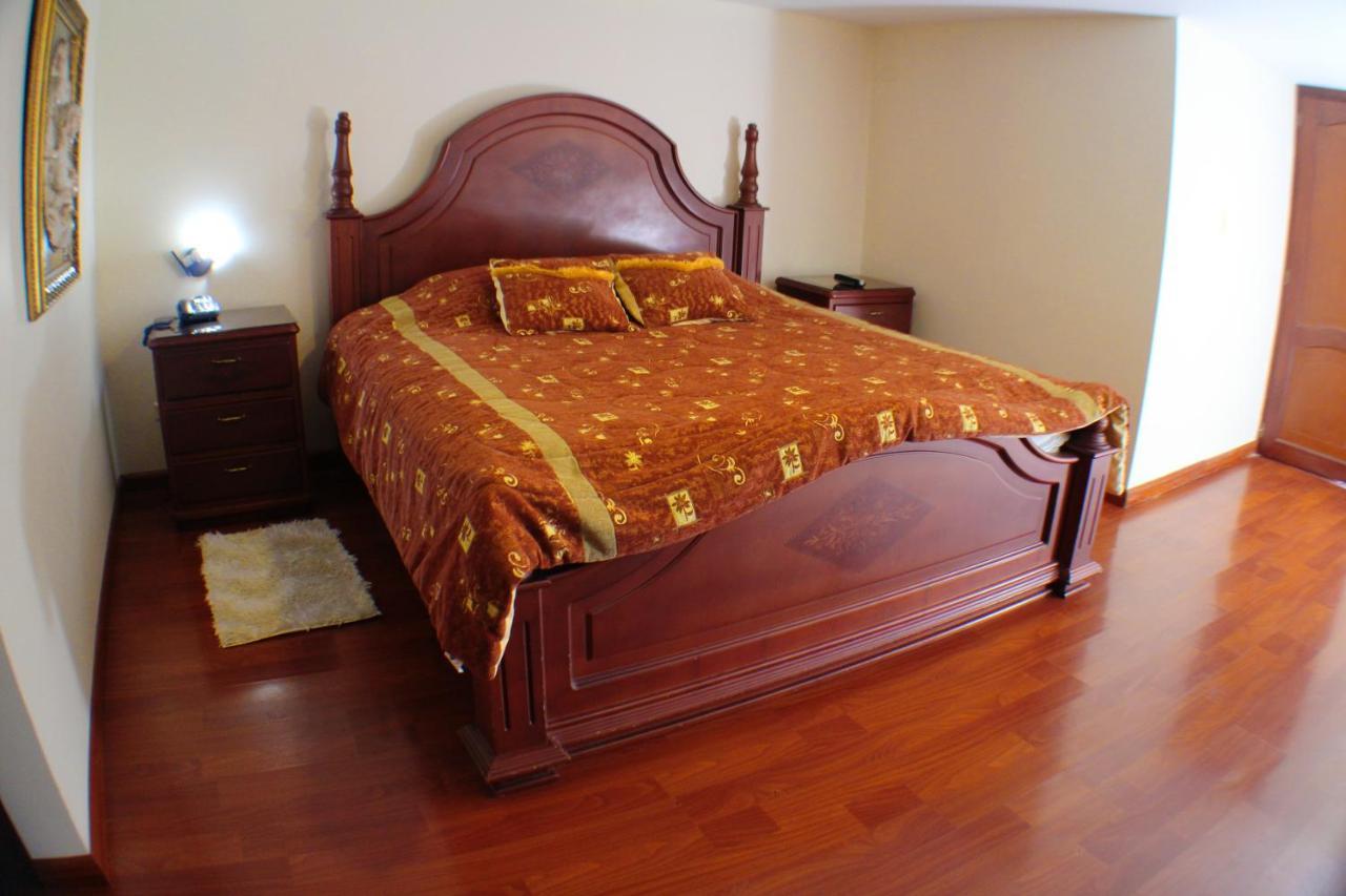 Hotel Santa Isabel 2 Іп'ялес Екстер'єр фото