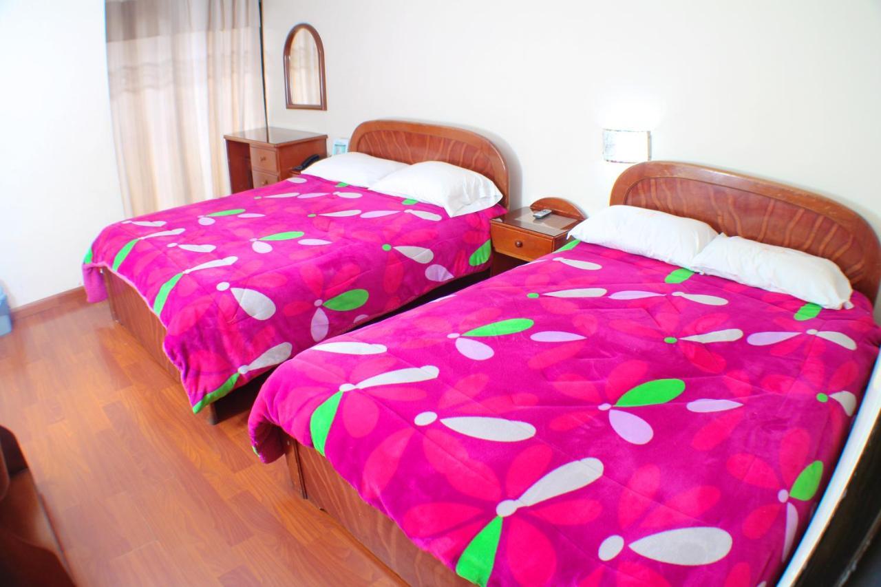 Hotel Santa Isabel 2 Іп'ялес Екстер'єр фото