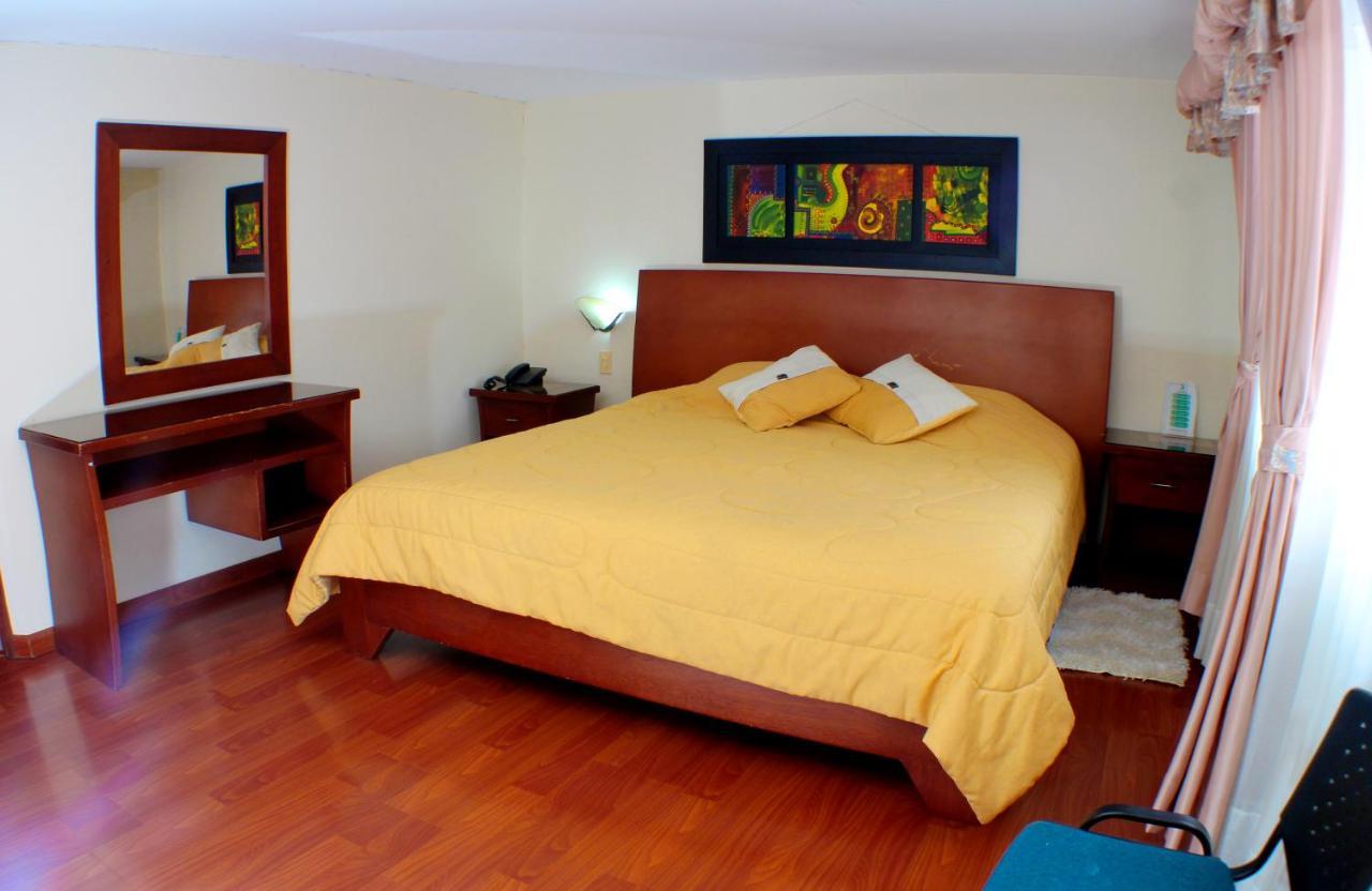 Hotel Santa Isabel 2 Іп'ялес Екстер'єр фото