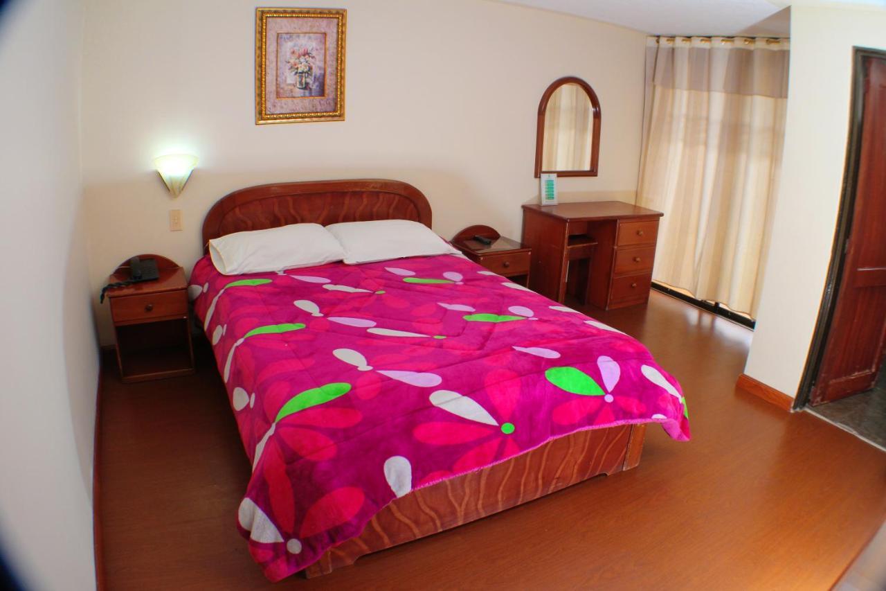 Hotel Santa Isabel 2 Іп'ялес Екстер'єр фото