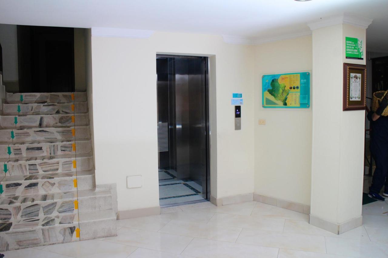 Hotel Santa Isabel 2 Іп'ялес Екстер'єр фото