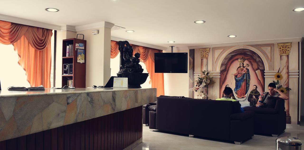 Hotel Santa Isabel 2 Іп'ялес Екстер'єр фото
